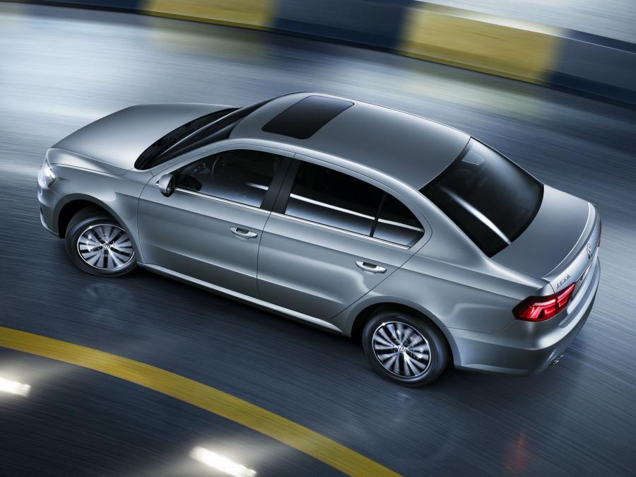 Volkswagen Lavida Sport 2013 года  (фото 2 из 3)